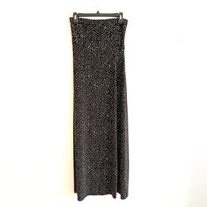 Elegant Black and White strapless dress